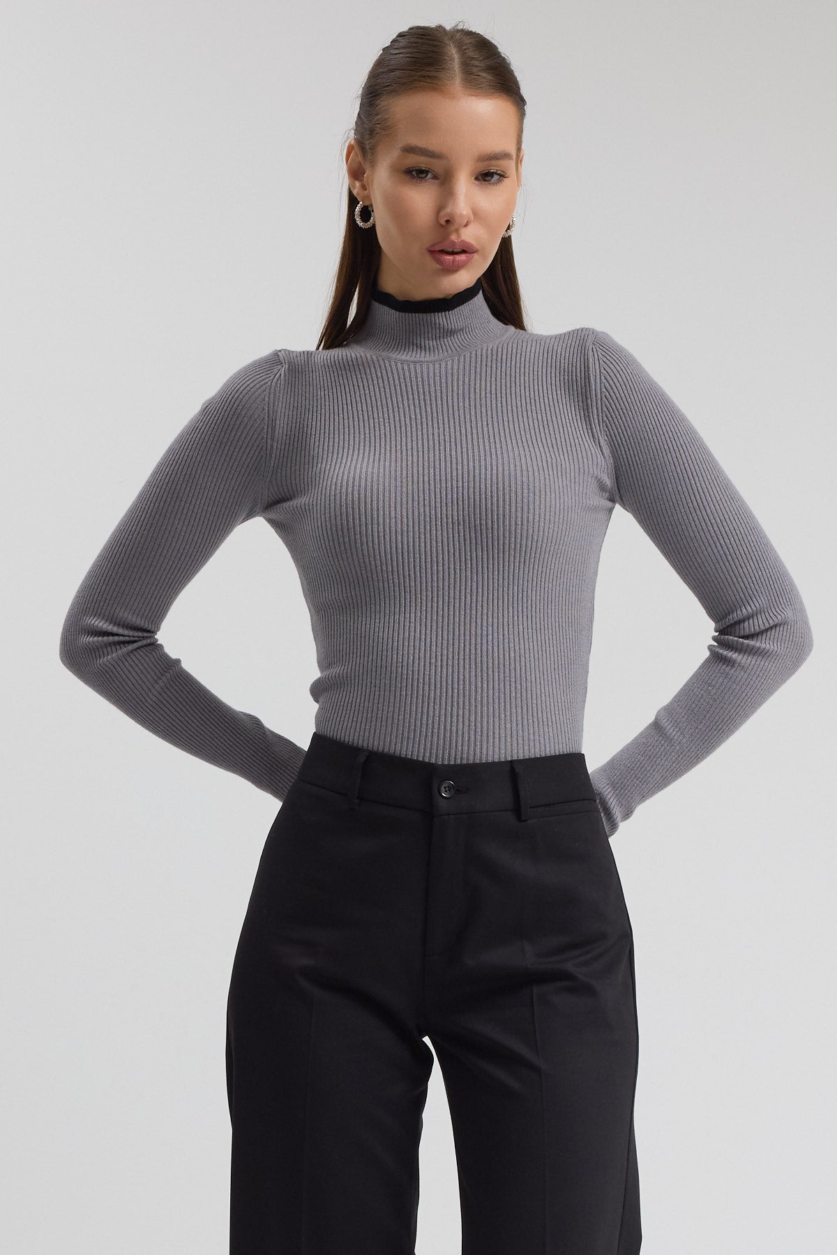 ЕЖЕДНЕВЕН ПУЛОВЕР НА ЕДРО 5117-24