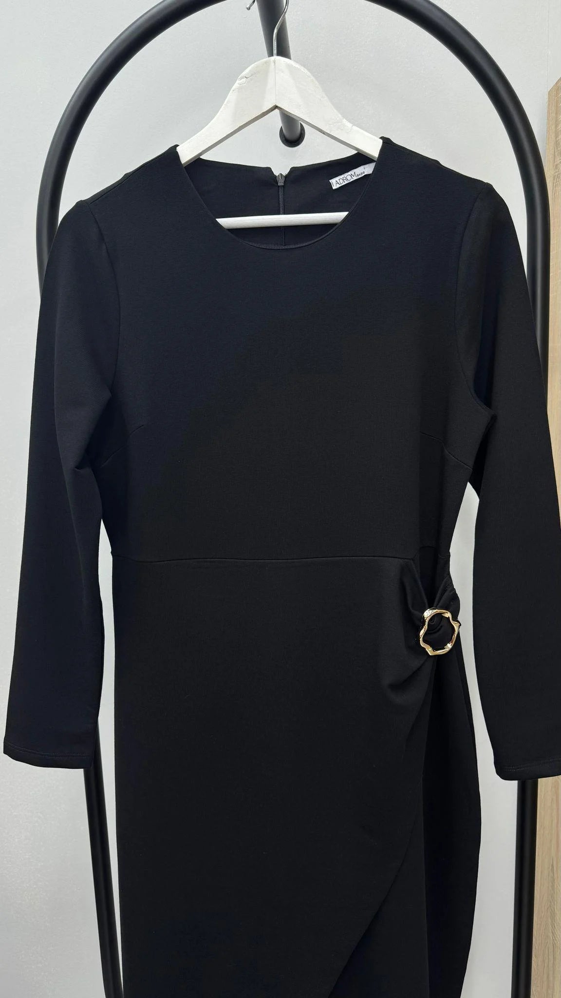 ROCHIE BATAL CASUAL ANGRO 5430-26